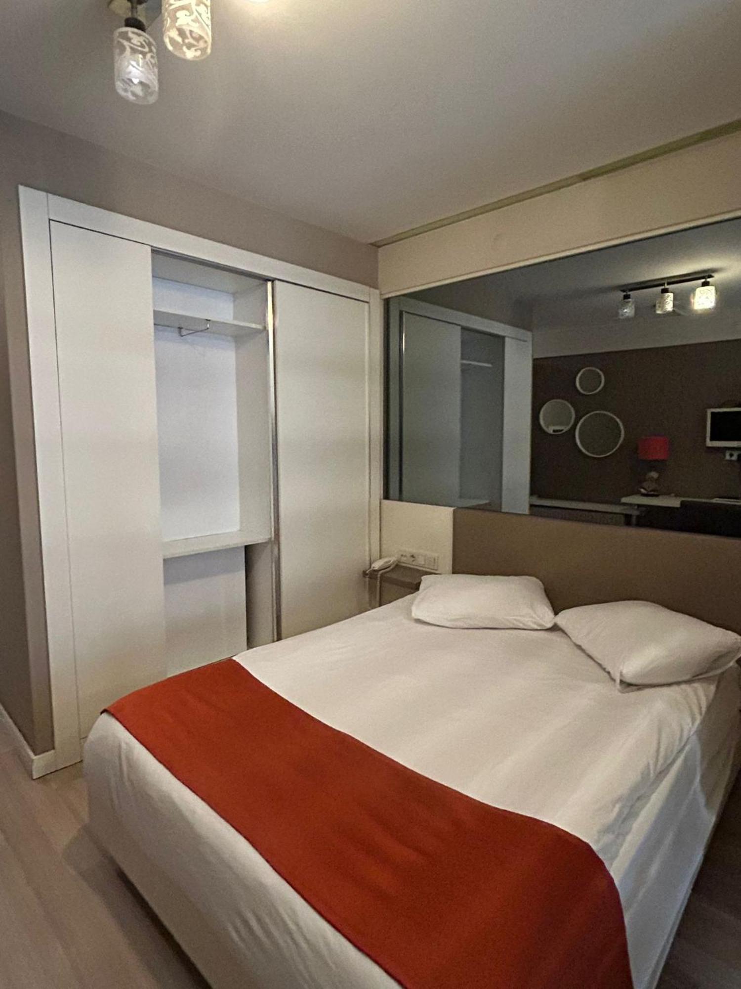 Arwin Hotel Ескишехир Екстериор снимка